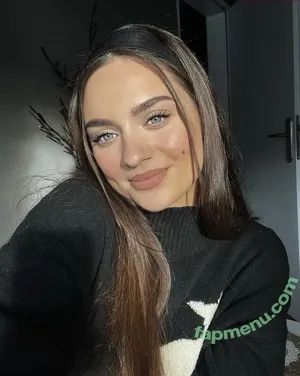 Vanutschii - Instagram Influencer / vanutschii nude photo #0056
