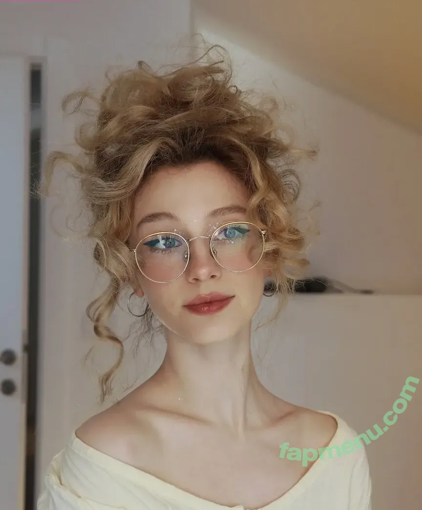 Vanya Jagnić nude photo #0081 (vanjajagnic)