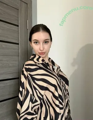  nude photo #0003