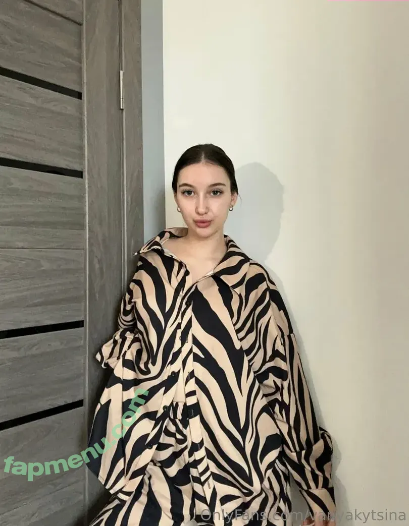 vanyakytsina nude photo #0002 (vanyakytsina)