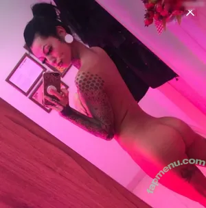 Vanyvanity nude photo #0010