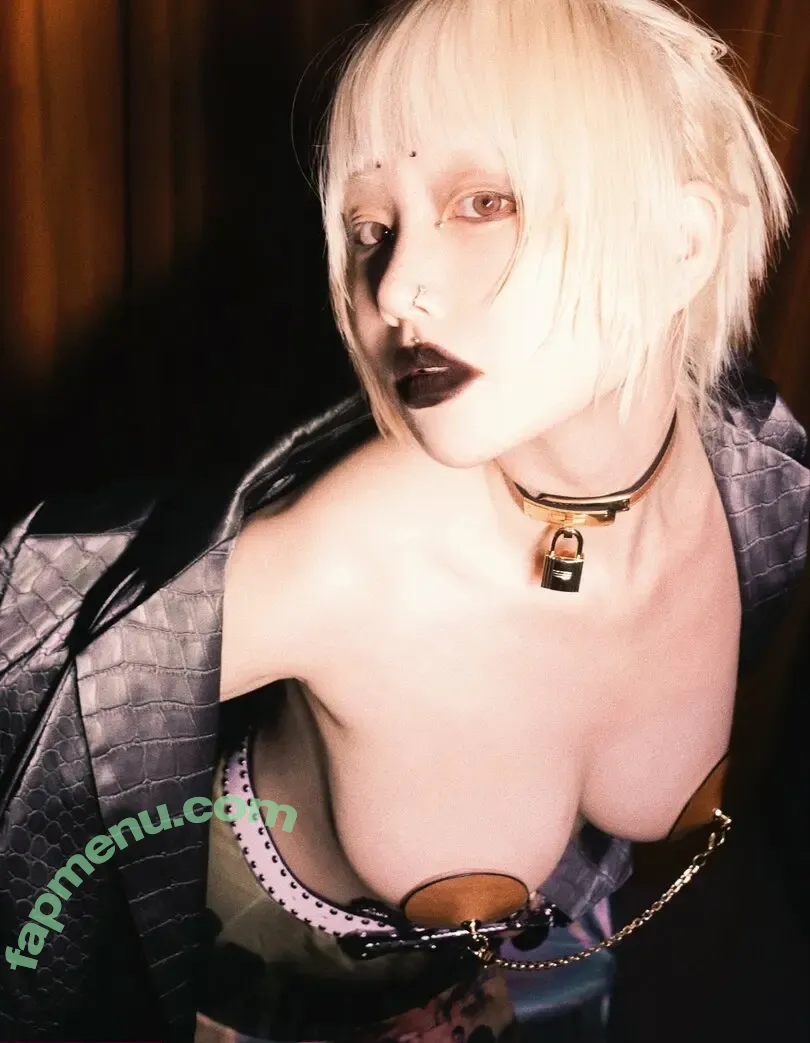 Vasileva1122 nude photo #0076 (vasii1122 / 瓦西列娃的日记本)