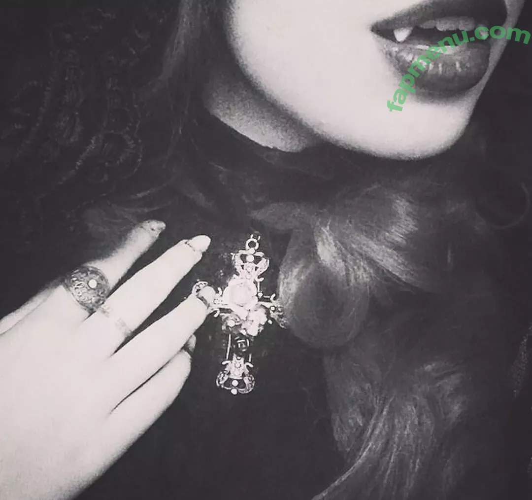 Vasilielcosplay nude photo #0344 (Vasiliel / Vasiliel_cosplay / Василиса Тим)