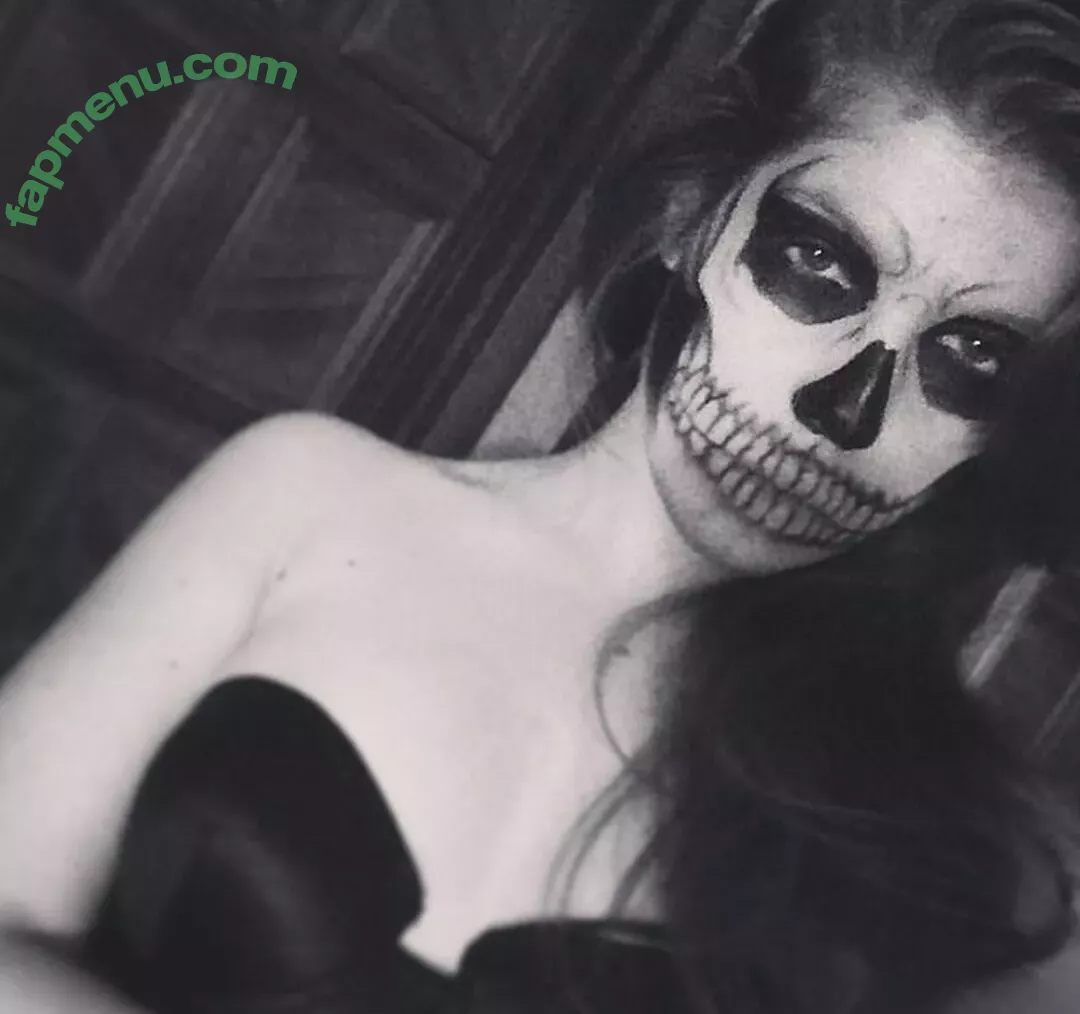 Vasilielcosplay nude photo #0352 (Vasiliel / Vasiliel_cosplay / Василиса Тим)