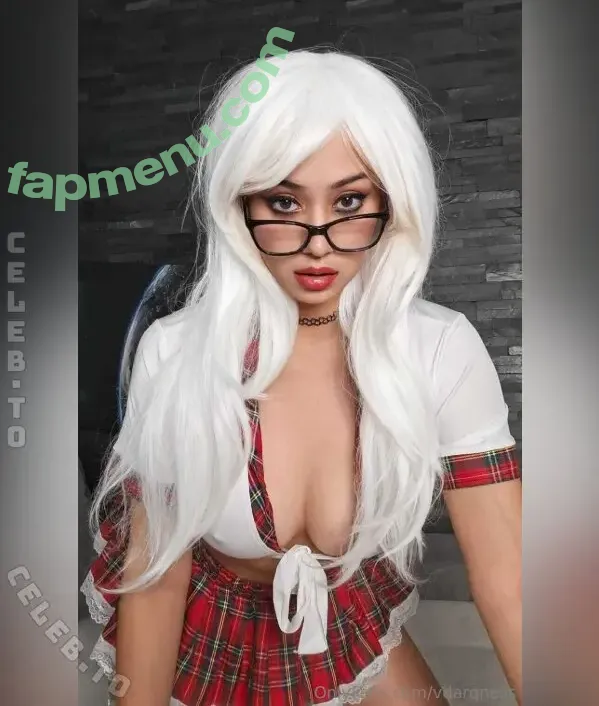 VDarquise nude photo #0689 (vdarqness)