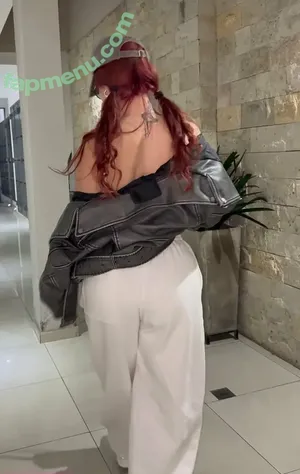 veckyfox / thevickyvox nude photo #0120