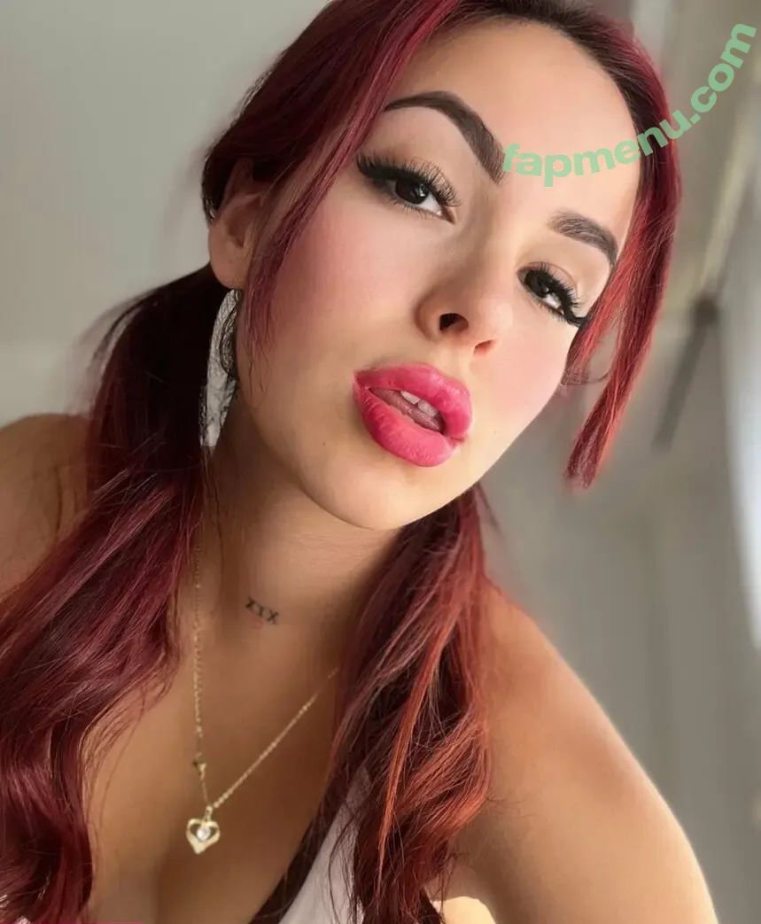 veckyfox nude photo #0025 (thevickyvox)