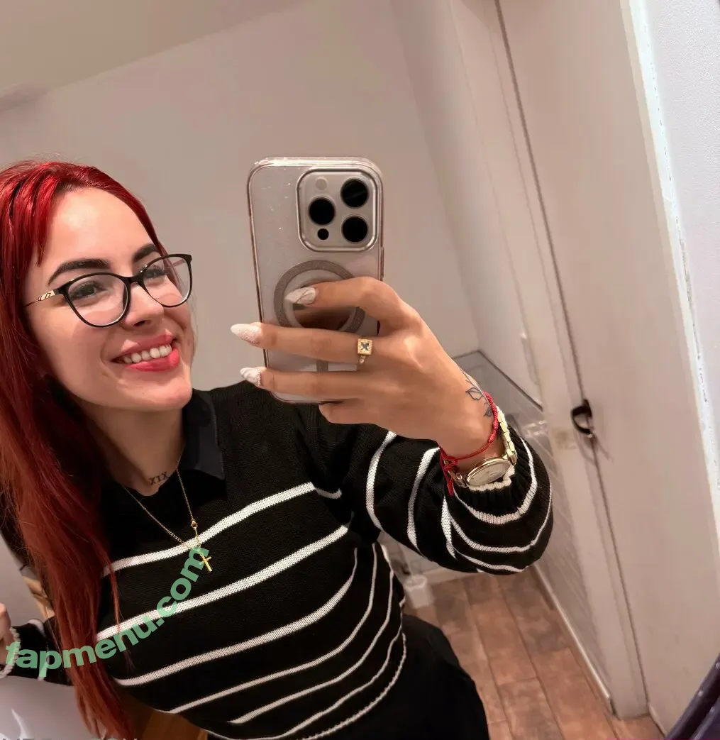veckyfox nude photo #0132 (thevickyvox)