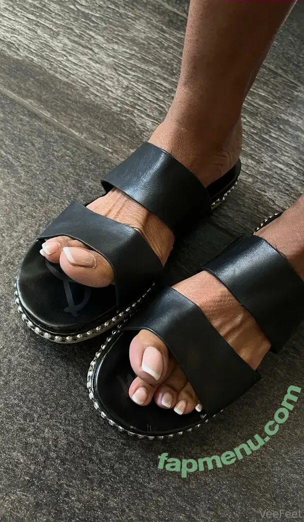 vee_feet nude photo #0086 (reel)