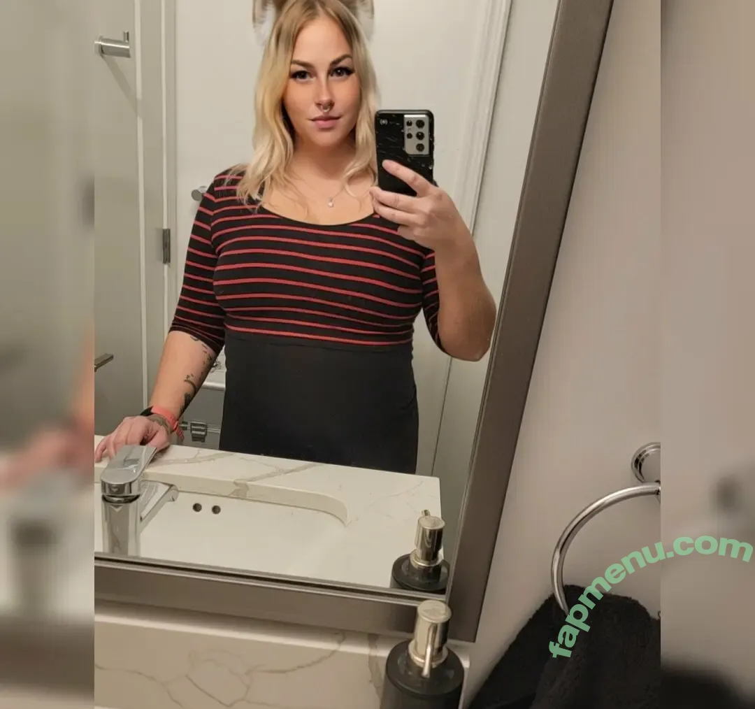 veechitalu nude photo #0020 (veechitalustl)
