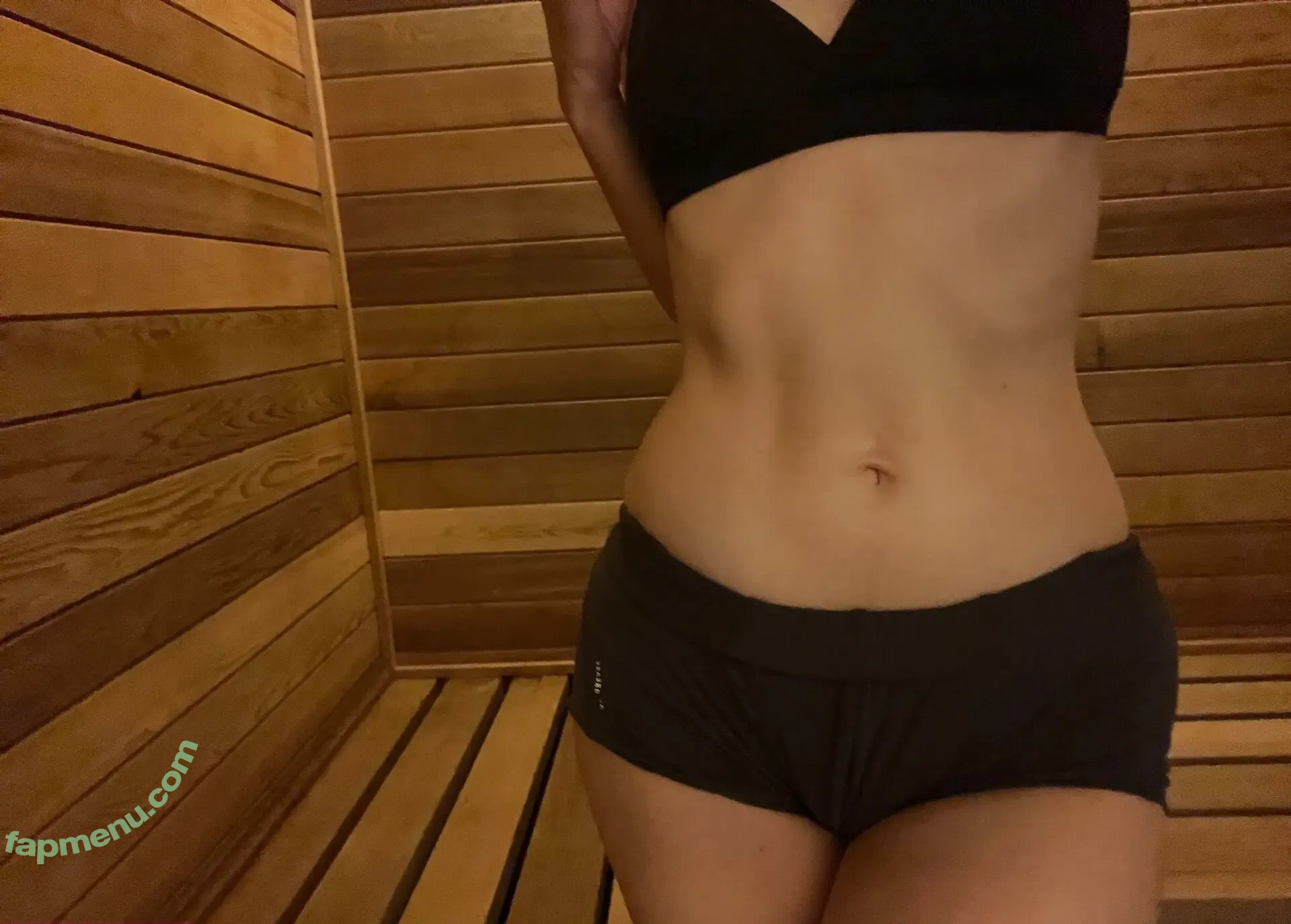 veefroggy nude photo #0039 (v33froggy / veronika)