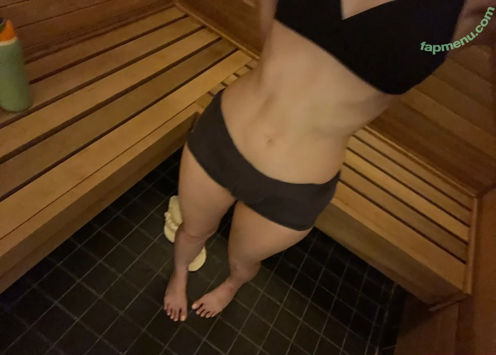 veefroggy nude photo #0040 (v33froggy / veronika)