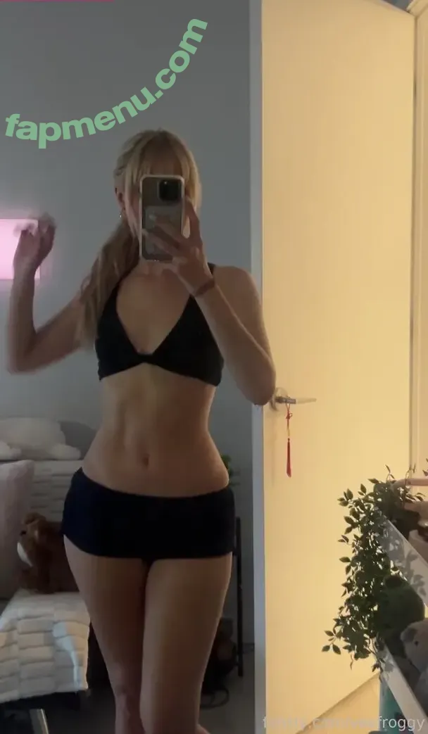 veefroggy nude photo #0043 (v33froggy / veronika)