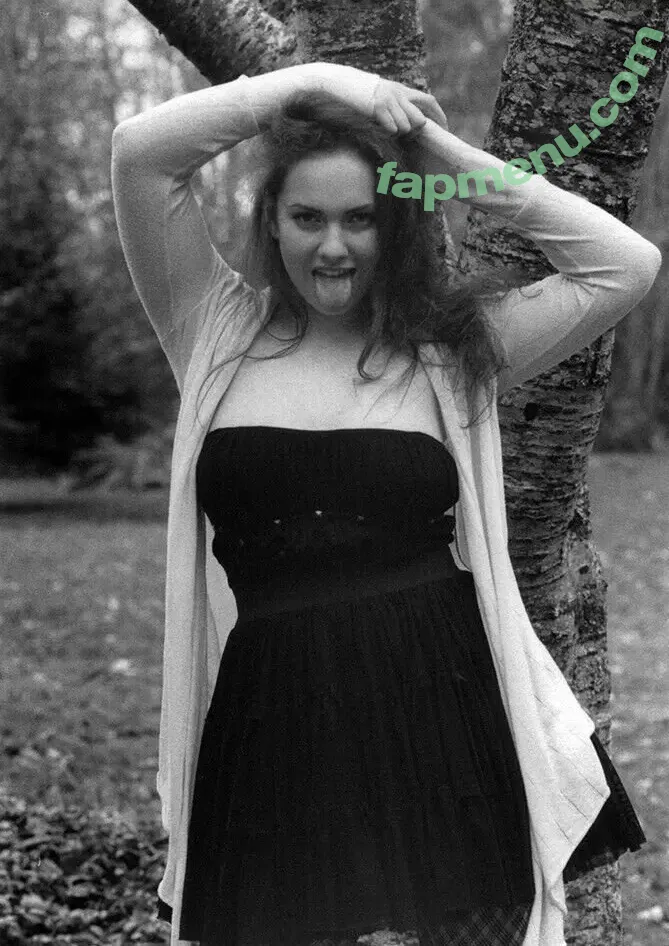 Veela nude photo #0014 (veelamusic)