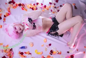 vega.cos / anyuser nude photo #0304