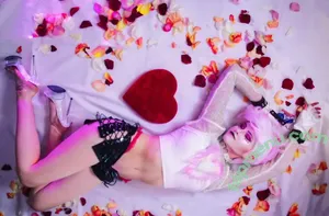 vega.cos / anyuser nude photo #0305