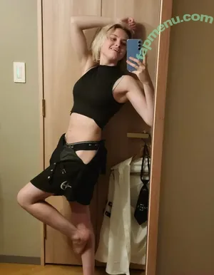 vega.cos / anyuser nude photo #0352