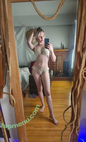 vega.cos / anyuser nude photo #0355