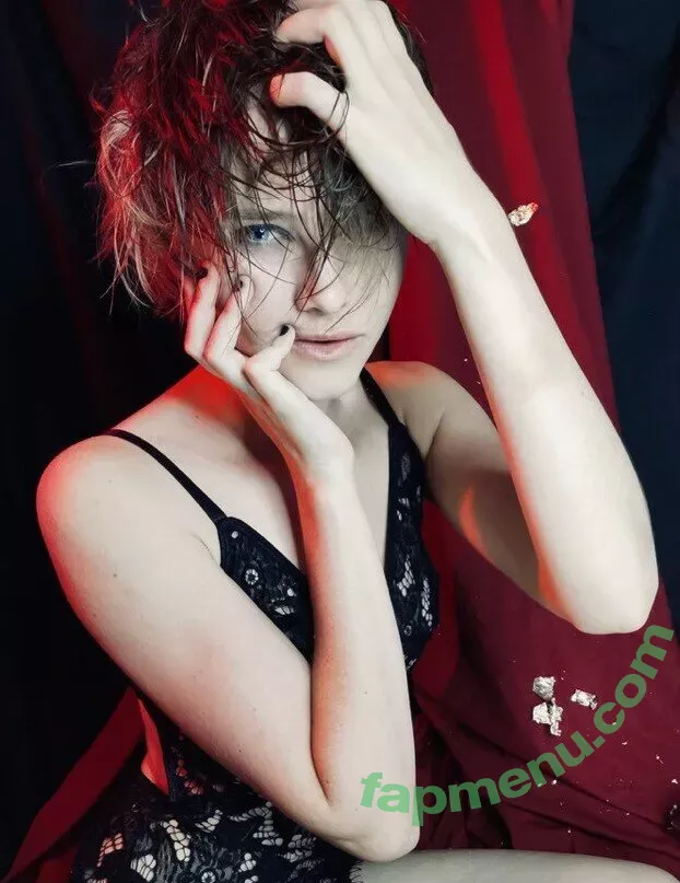 vega.cos nude photo #0007 (anyuser)