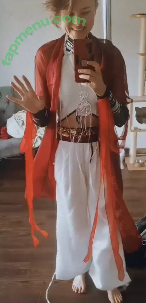 vega.cos nude photo #0008 (anyuser)