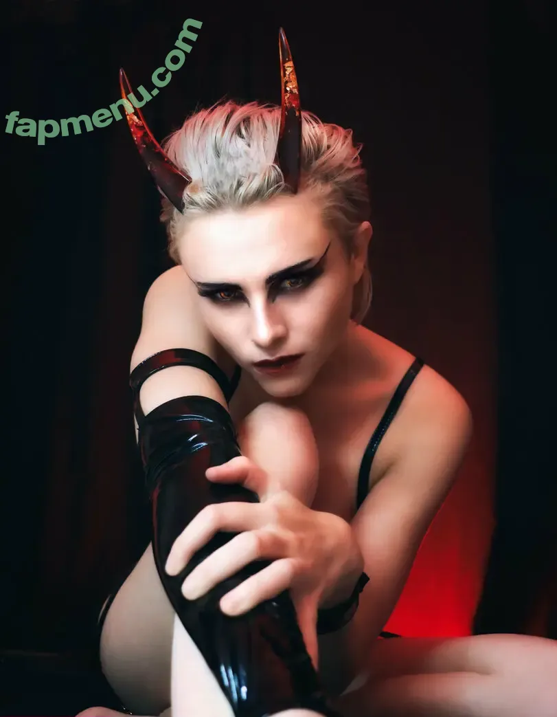 vega.cos nude photo #0329 (anyuser)