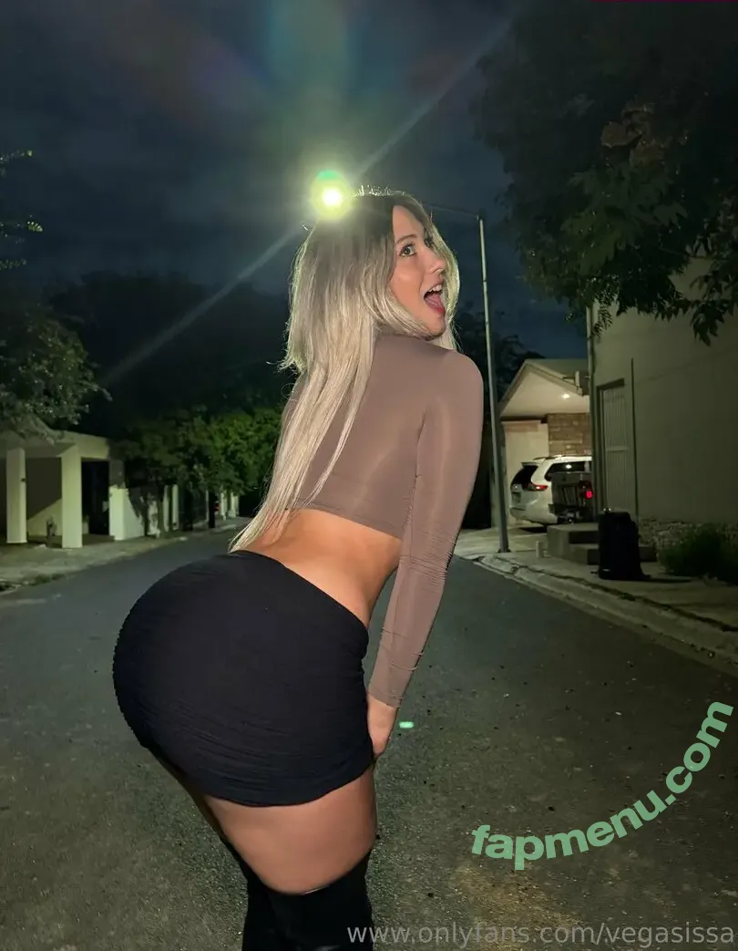 VegasIssa nude photo #0131 (issavegas)