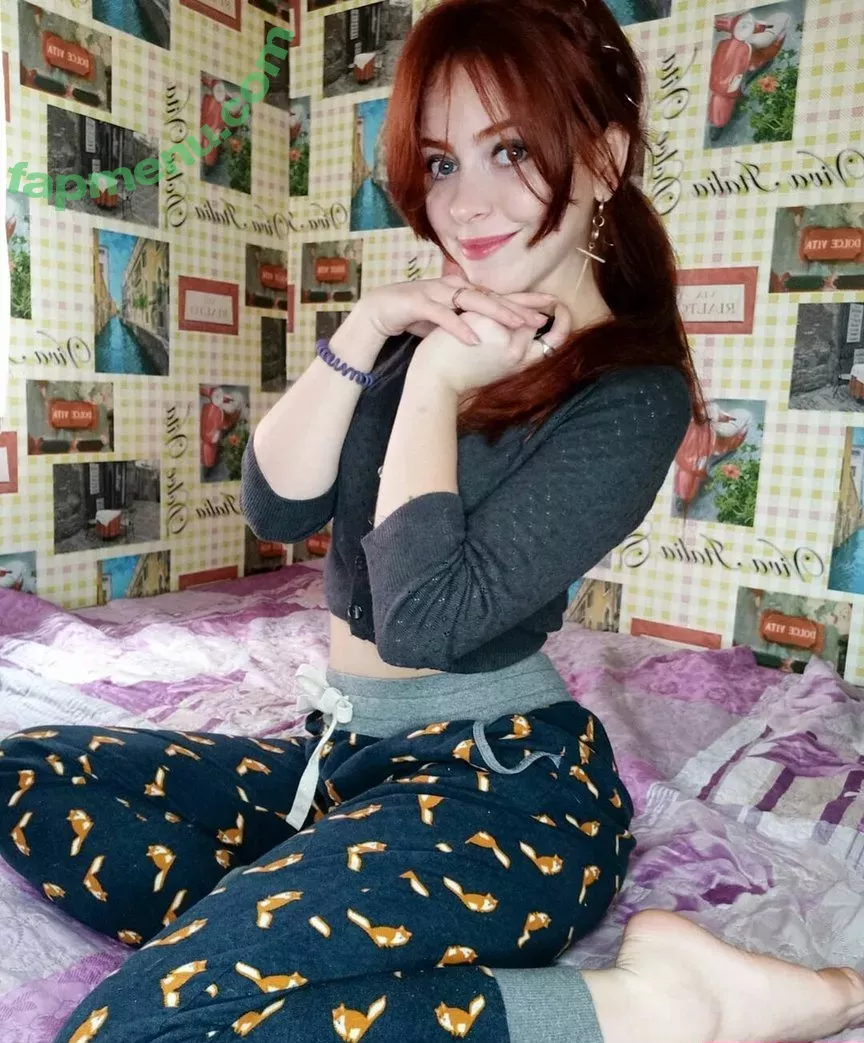 Velari Verbenko nude photo #0012 (velari / vellari_feet)