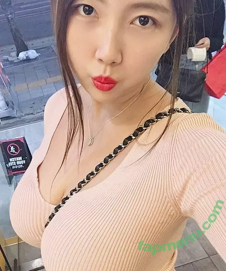 Velvet_7 nude photo #0245 (Velvet 벨벳 / queenvel_7 / velvet7 / velvetiscute)