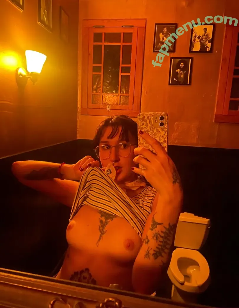 velvetship nude photo #0004 (velvetwhipphilly)