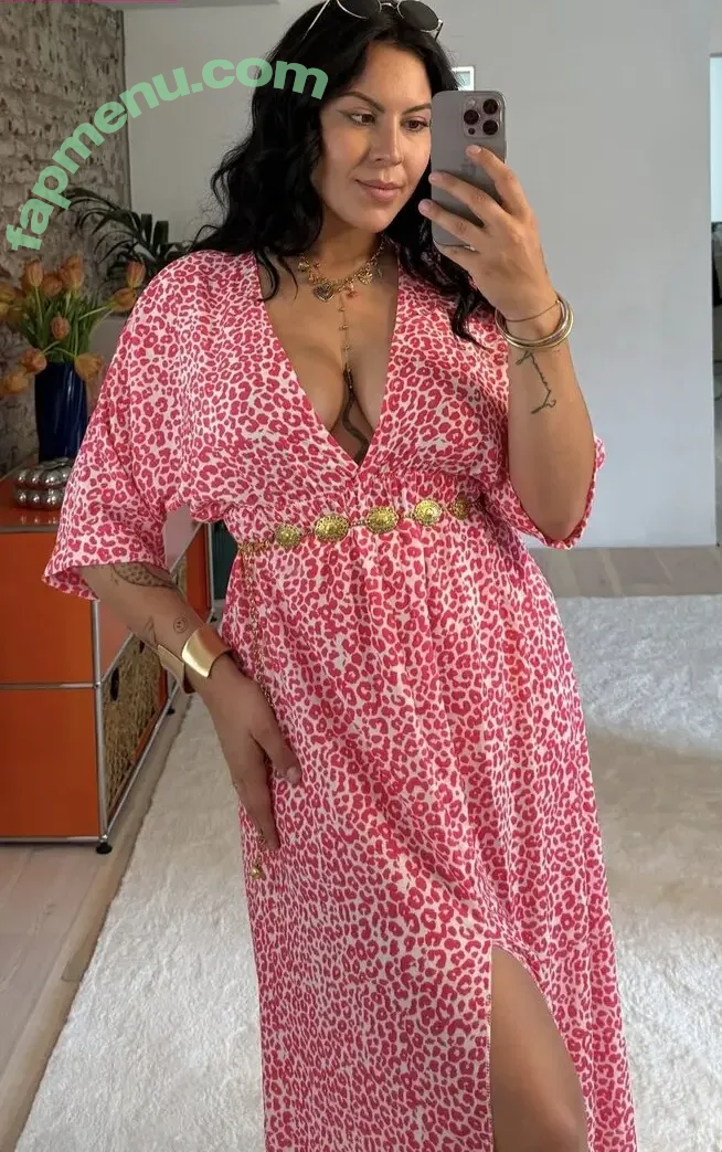 Vendewaa nude photo #0125 (Vendewaa)
