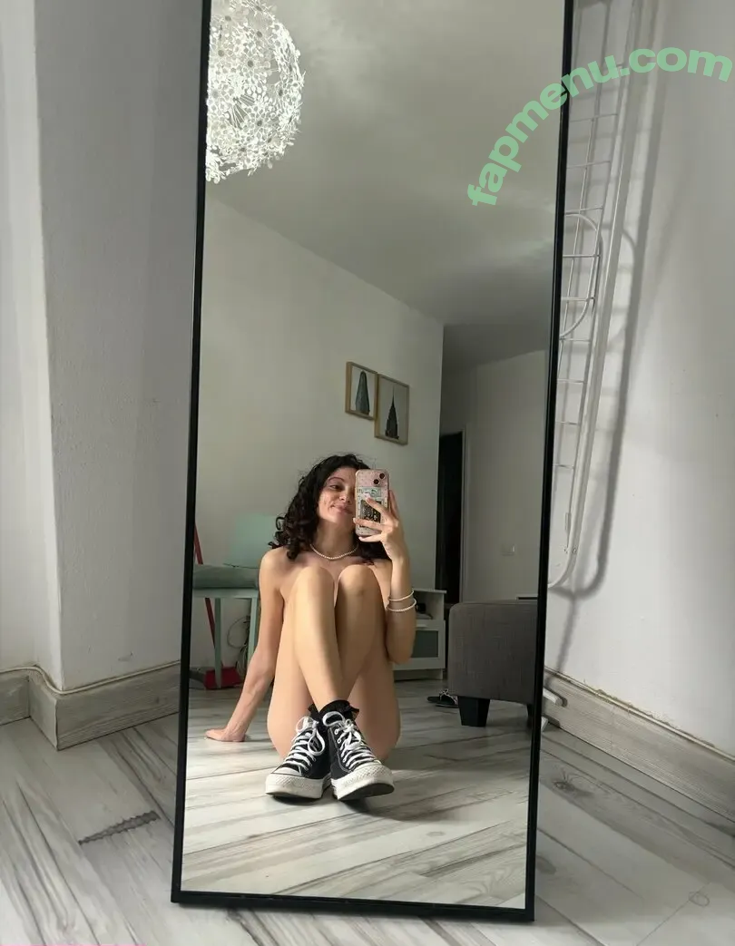 Venere Battisti nude photo #0110 (claudiasuracee_ / venere_battisti)