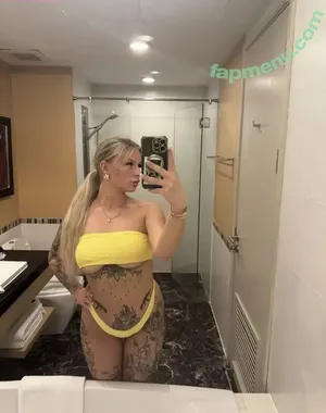  nude photo #0004