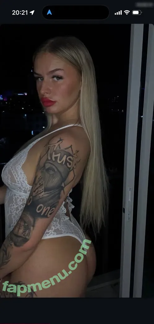Venomous baddie nude photo #0007 (Venomous baddie)