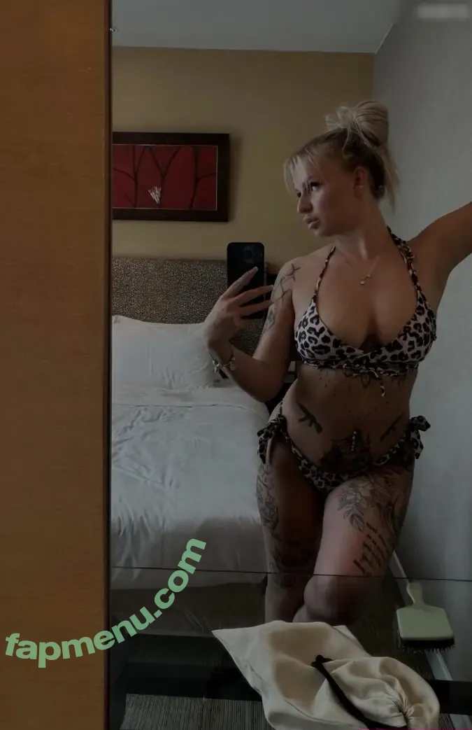 Venomous baddie nude photo #0019 (Venomous baddie)