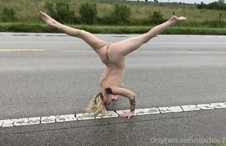 venomroseexotic / djbobbymac nude photo #0167