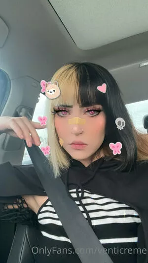 venticreme / starbucks_riverhead nude photo #0004