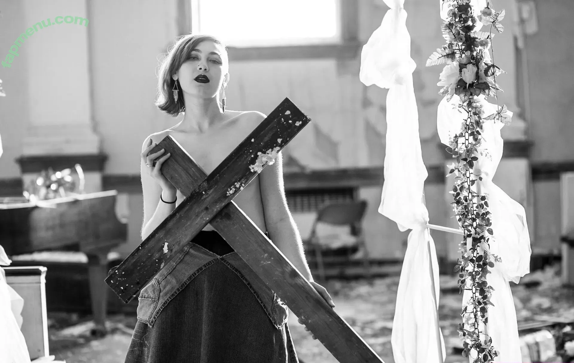 venus.lux.free nude photo #0005 (empressvlux)