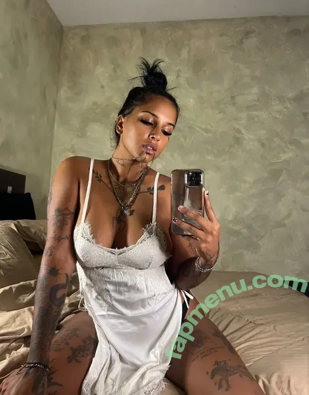 venus.magik nude photo #0020 (Venus Magik / vinmarispice)