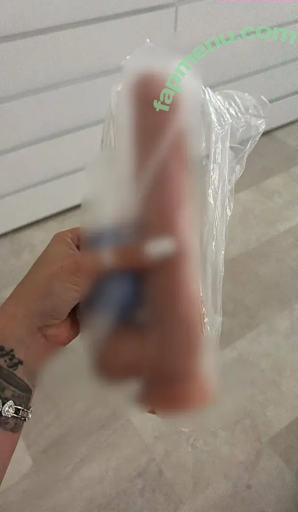 venuscladfree nude photo #0254 (4c1dr3flux)