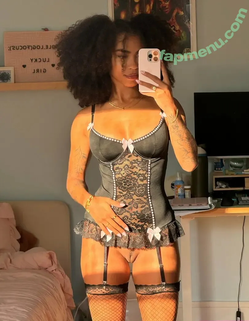 Venusmarquez nude photo #0340 (maggieshoots / thevenusmarquez)