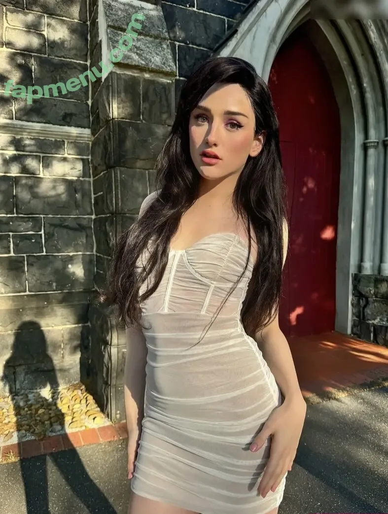 Venusmoorez nude photo #0201 (venusmoorezz)