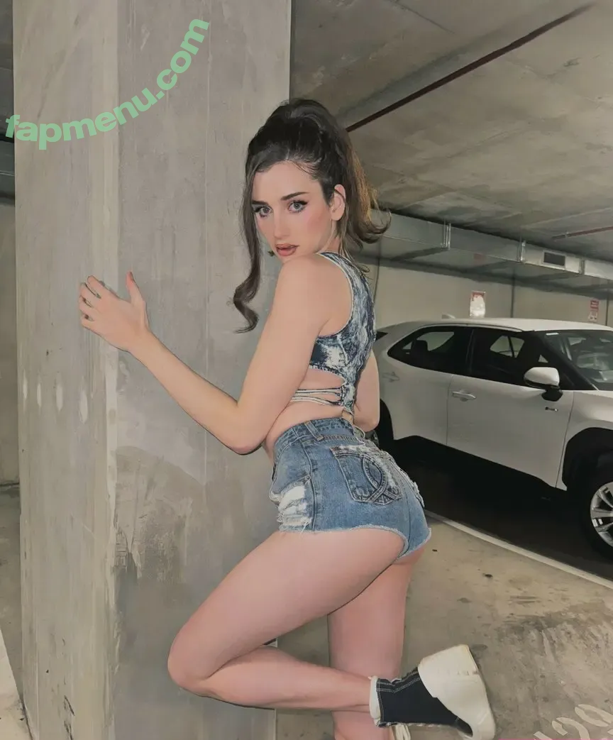 Venusmoorez nude photo #0212 (venusmoorezz)