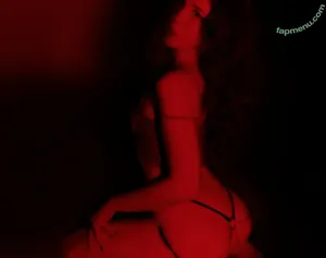 veon / veonwrld / veonys nude photo #0016