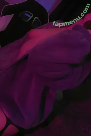 veon / veonwrld / veonys nude photo #0162