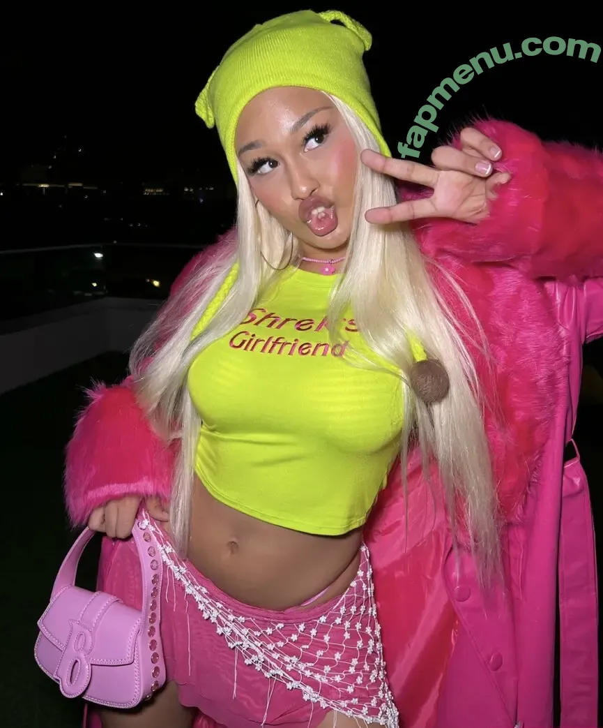 Veondre Mitchell nude photo #0021 (veondremitchell)