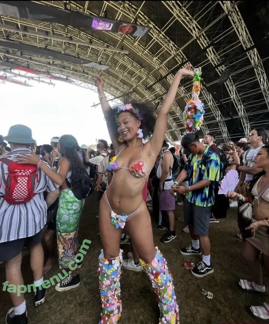 Veondre Mitchell nude photo #0025 (veondremitchell)