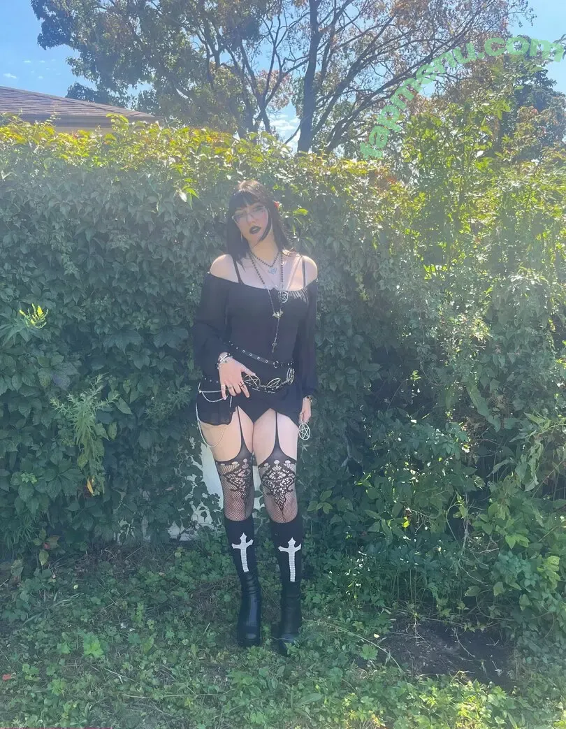 Vera Goth nude photo #0077 (sirenbloodlust)