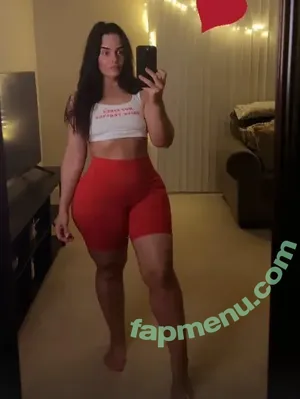 Veramelia Nieckula nude