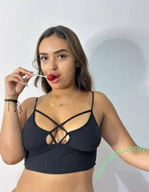 veravixena / Alicedeliceee / veera_saxena / veraaasweet nude photo #0069