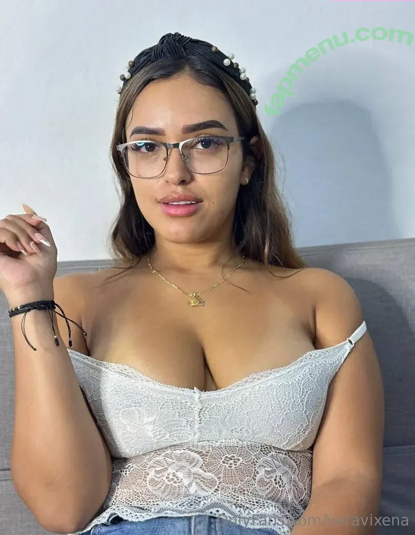 veravixena nude photo #0065 (Alicedeliceee / veera_saxena / veraaasweet)